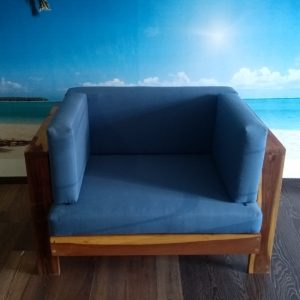 Sillon individual de madera para terraza- arkideck