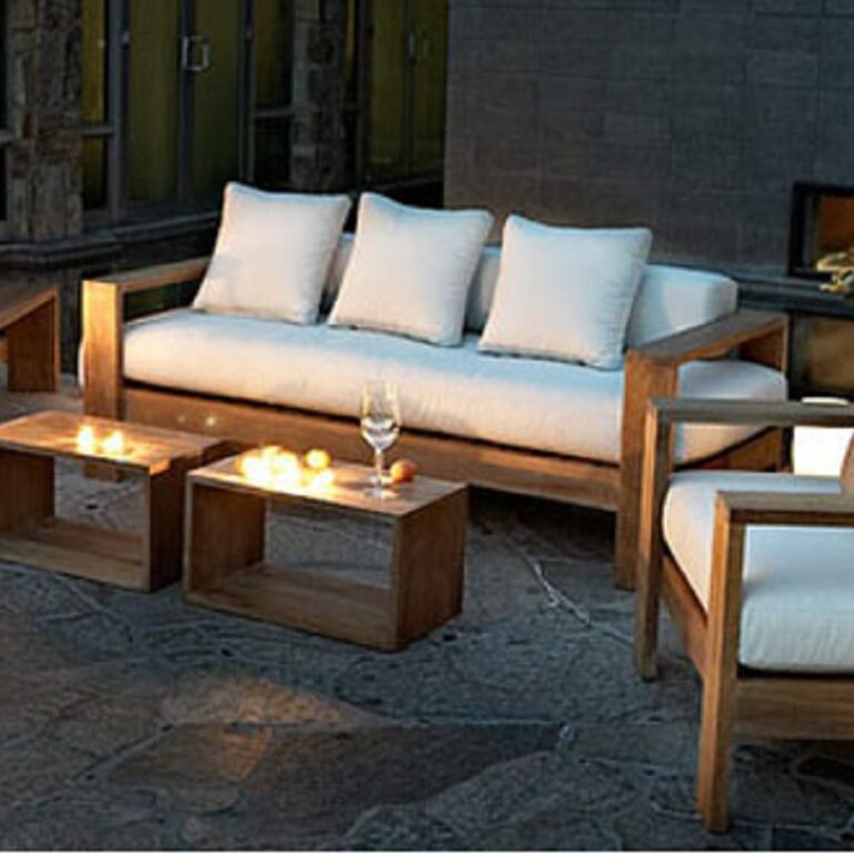 muebles para exterior de madera y de combinación de madera con herrería