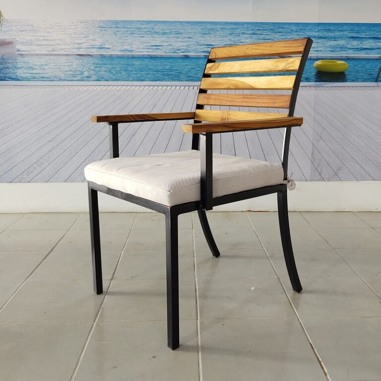 Silla de madera y acero para terraza- arkideck