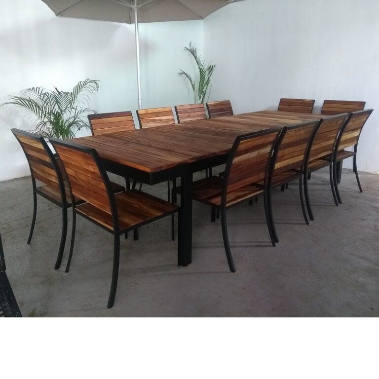 Comedor de madera y acero para terraza de 12 personas- arkideck